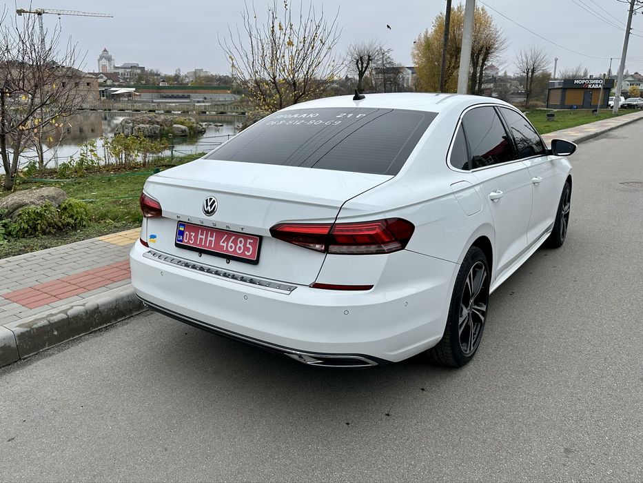 Volkswagen passat 2021