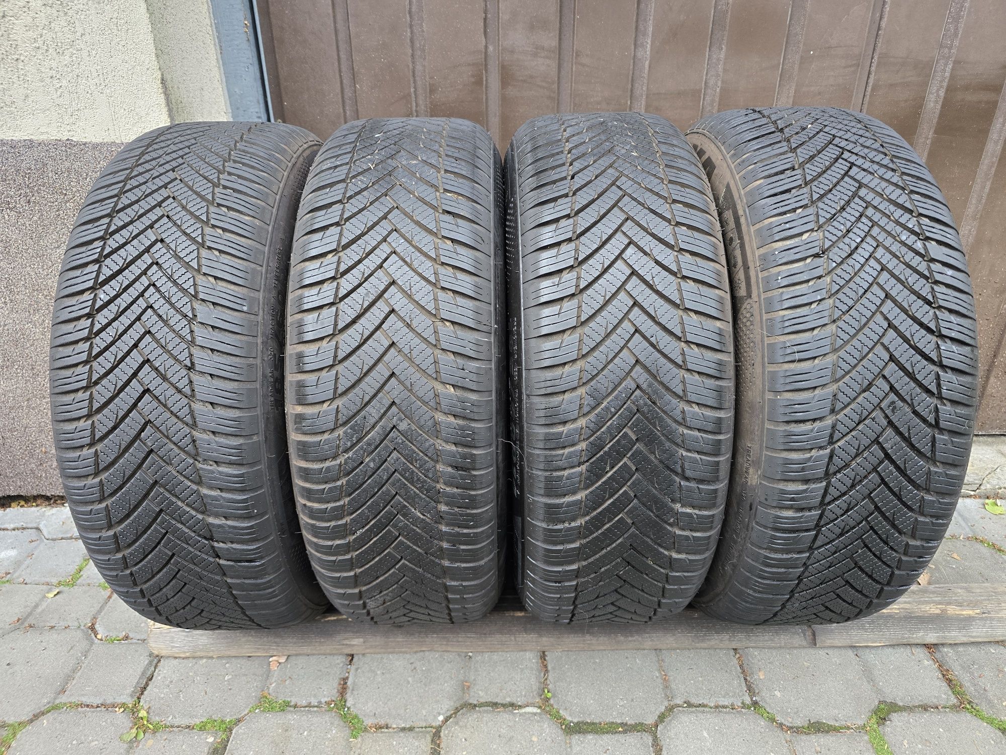 Felgi z oponami 185/60R14 Ford Fiesta 4x108 Fusion Focus Puma KA+