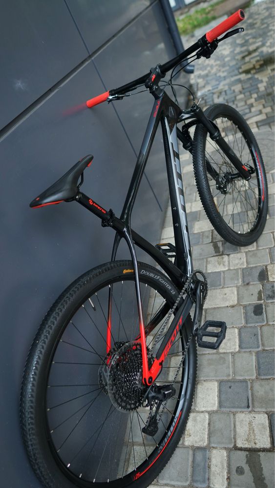 Карбоновий SCOTT SCALE 940 (L) ROCKSHOX / Sram SX велосипед