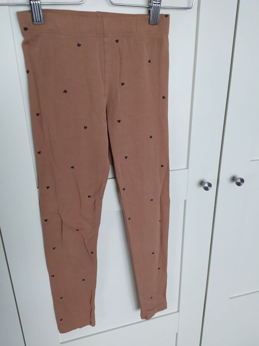 H&M legginsy 134 serduszka