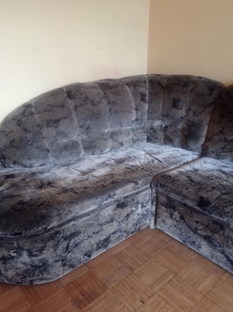 Sofa Narożnik z funkcją spania i pojemnikiem na pościel
