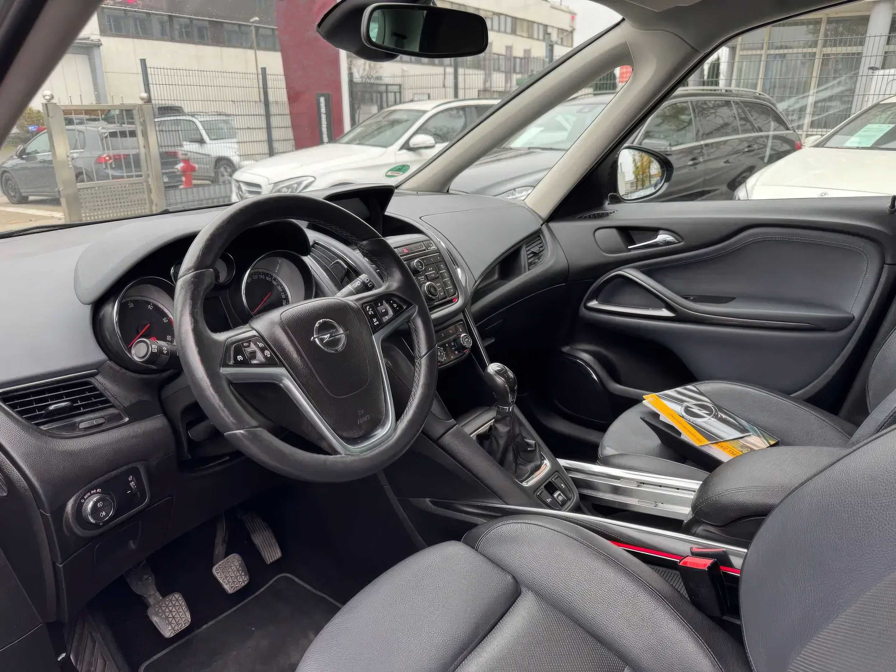 2014  Opel Zafira