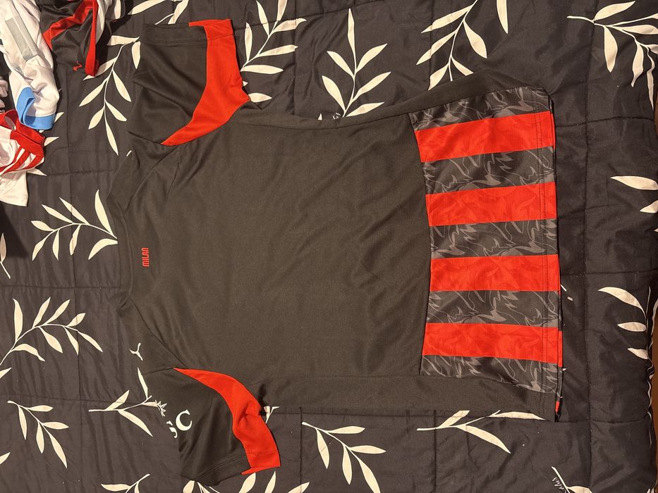 Camisa de futebol do milan