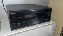 Amplituner Onkyo