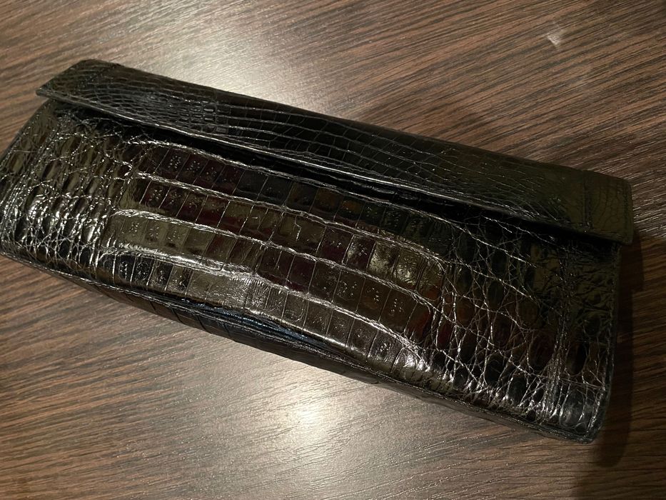Nancy Gonzalez клатч из кожи крокодила