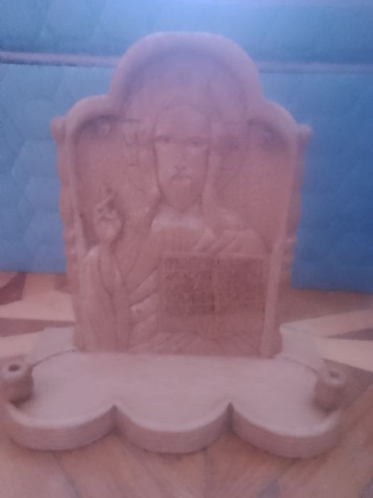 Икона ручной работы с подсвечниками