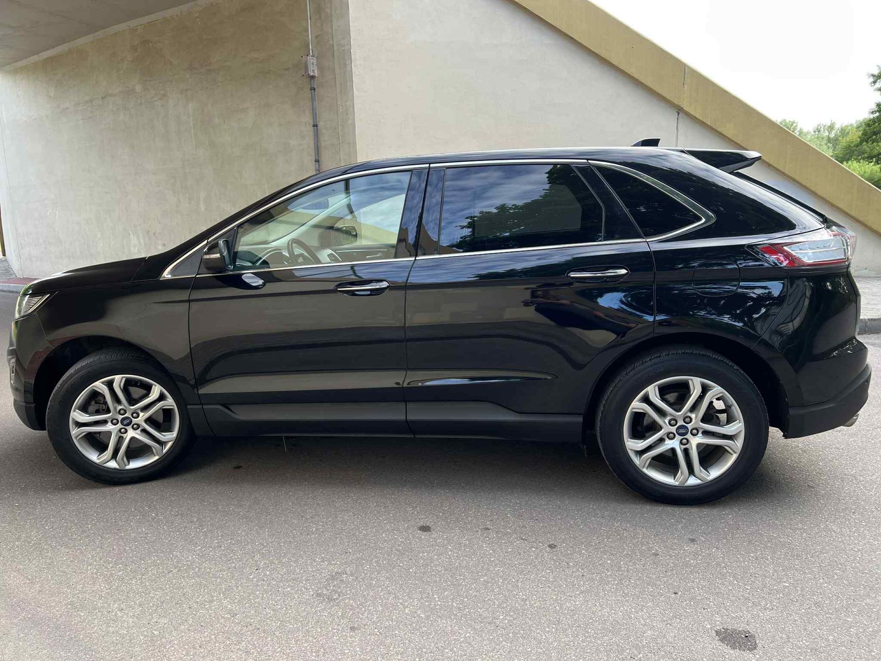 Ford Edge Ford edge titanium 2018 3,5 benzyna