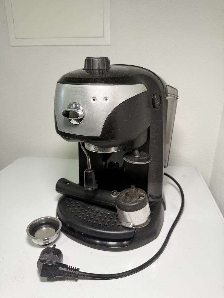 Maquina de café DELONGHI