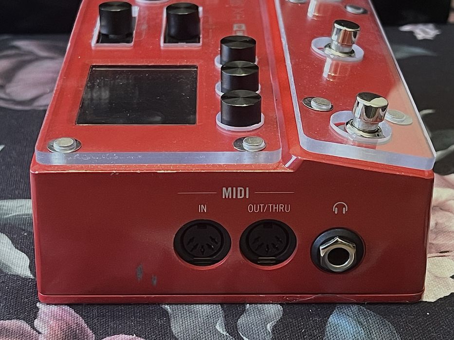 Line6 HX Stomp limited edition red + Mission SP1-L6H + KnK Shields