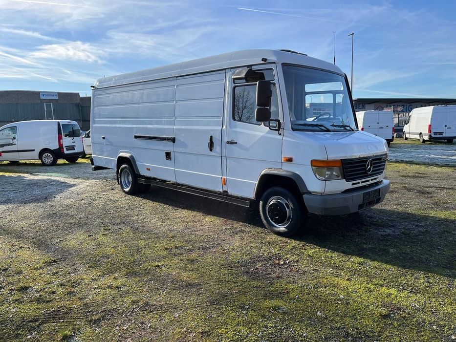 Mercedes-Benz Vario 615D 4.2CDi