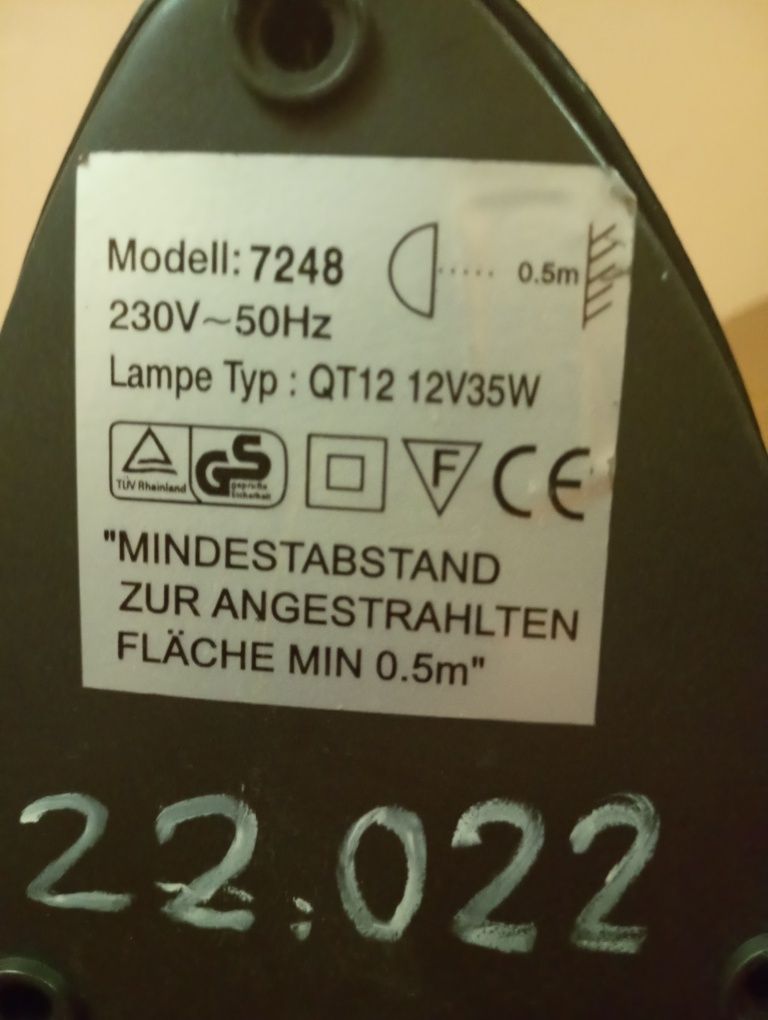 Настольная LED-лампа BRAVIS LL-5916 White с аккумулятором - 300 грн.
П