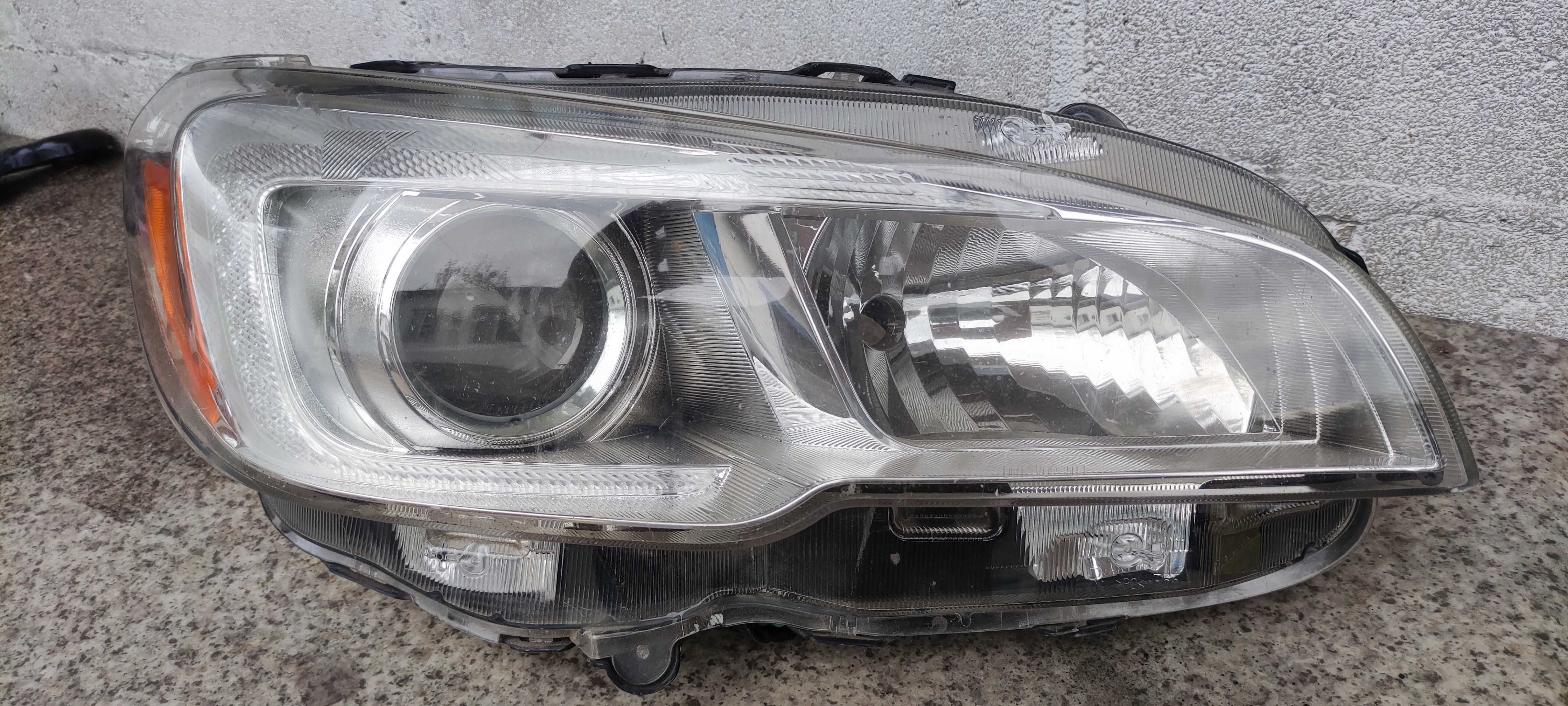 Фара бу Subaru WRX 15-20 USA галаген  84001VA020