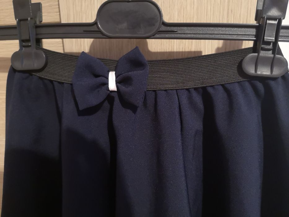 Spódnica wizytowa granatowa rozmiar 134 cm