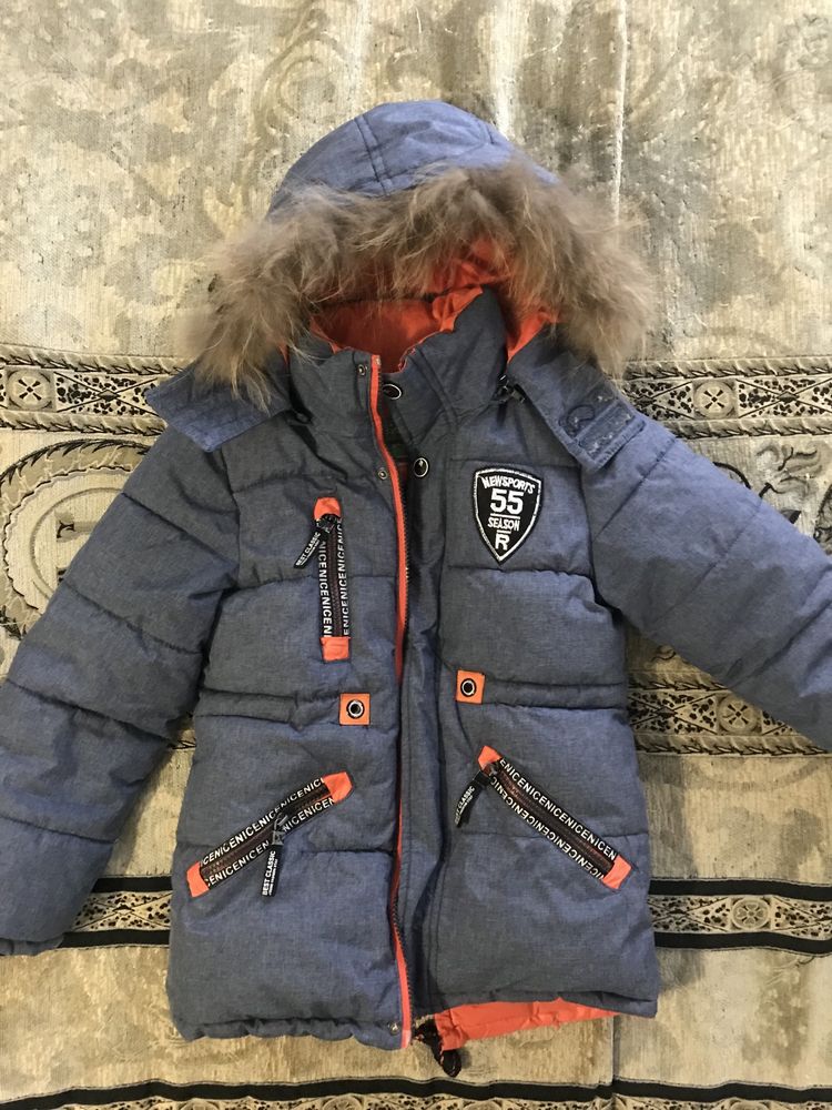 Зимова куртка на хлопчика 5-6 років, ріст 122