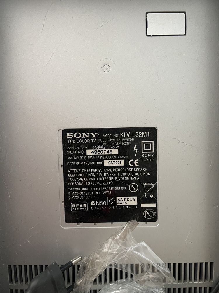 TV LCD Sony KLV-L32M1