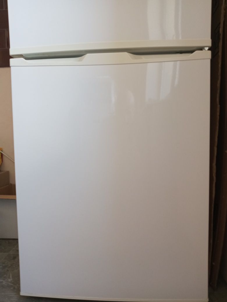 Холодильник VESTFROST CW751W