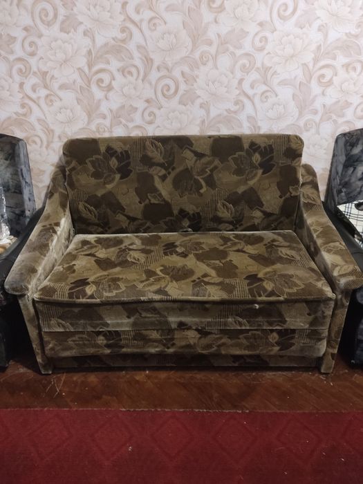 Диван розкладний, БЕЗКОШТОВНА ДОСТАВКА в межах Франківська