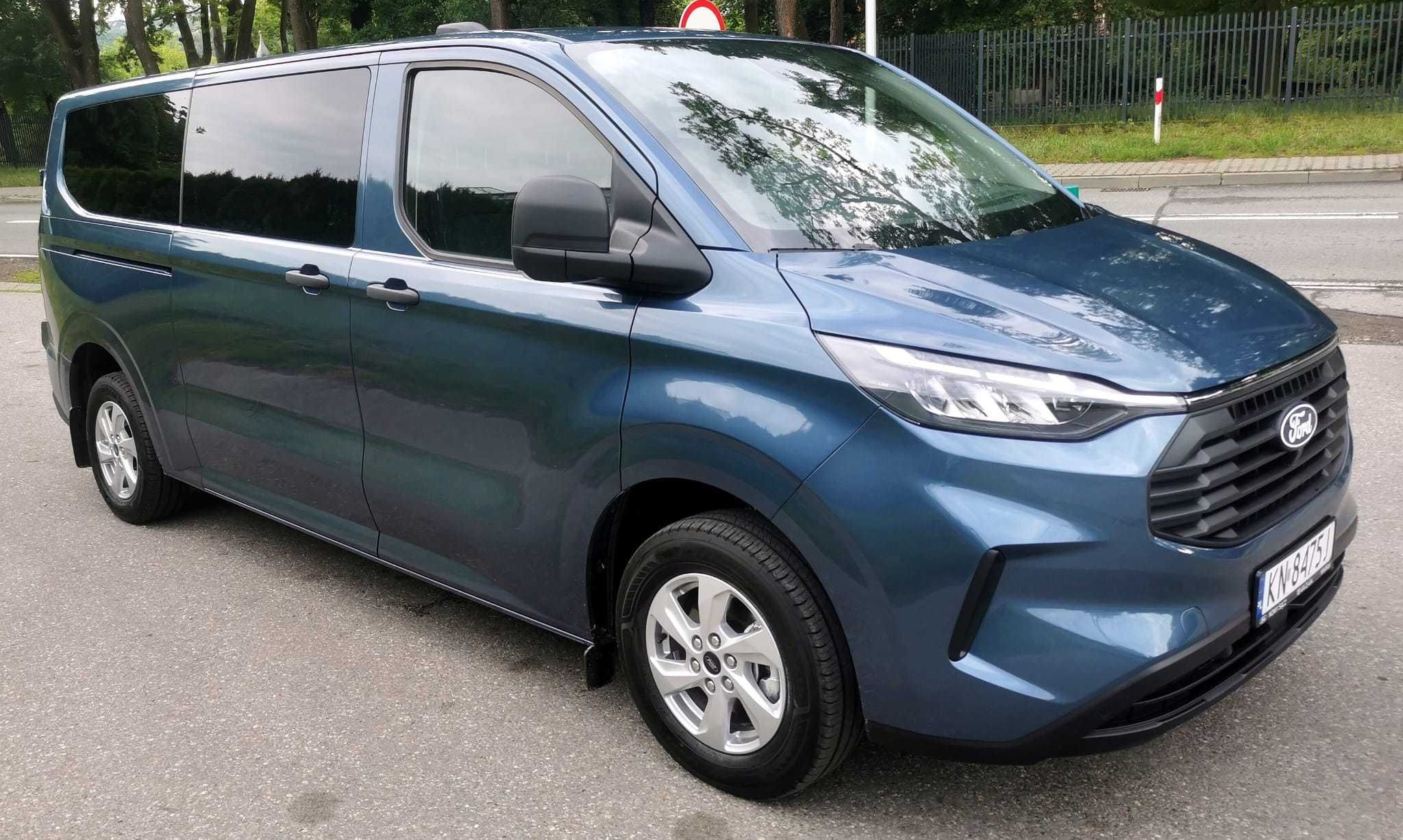 Wynajem busa z kierowcą– 9 osobowy transfer Wesela