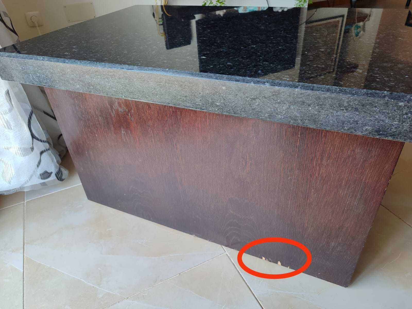 Móvel de TV / Mesa de Centro - tampo em Pedra Granito Preto