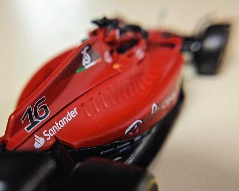 Модель автомобіля F1 Formula Car Ferrari 2022 Carlos Sainz