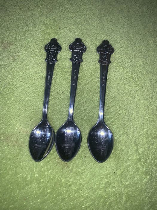vendo 3 colheres de cafe da rolex em preta, produzidas na suiça