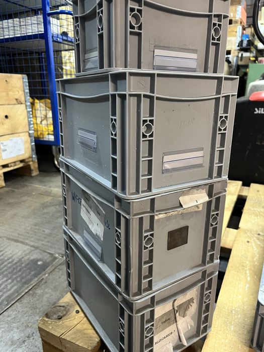 Pojemnik magazynowy kuweta plastik euro 30x20x17cm