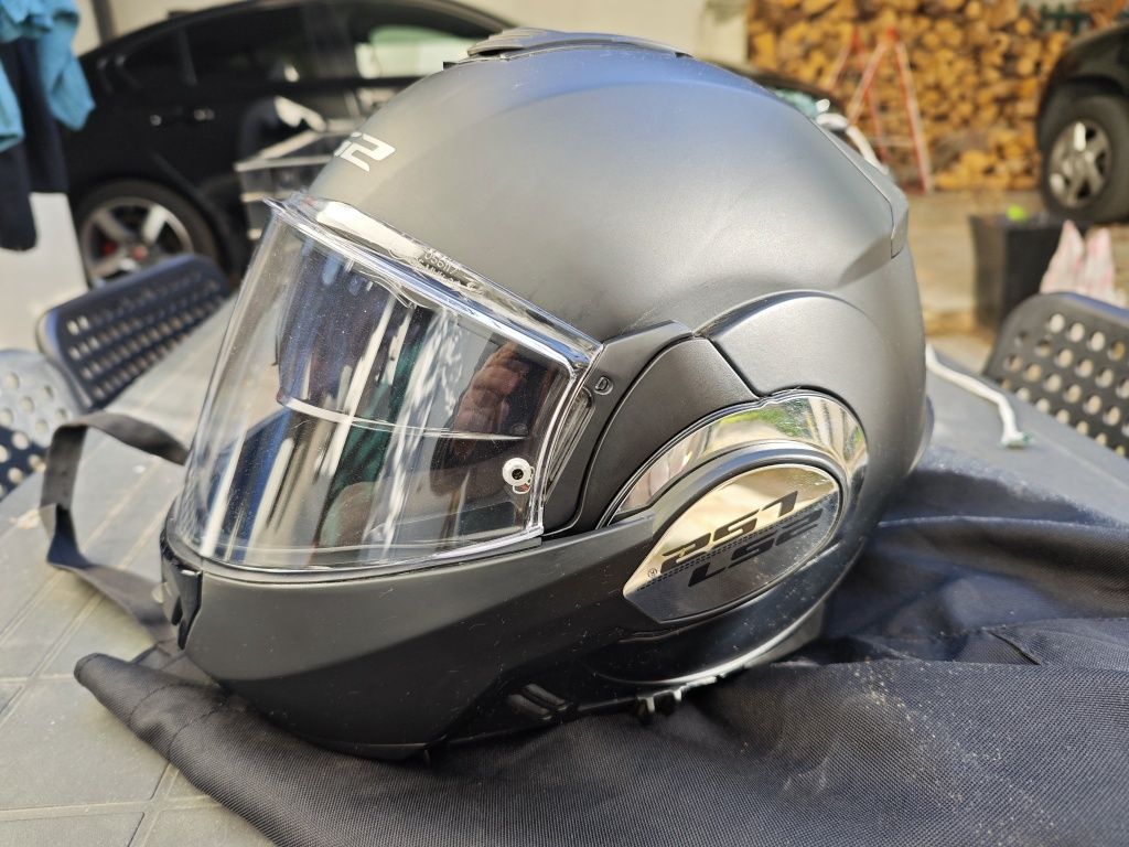 Capacete modular LS2 Valiant