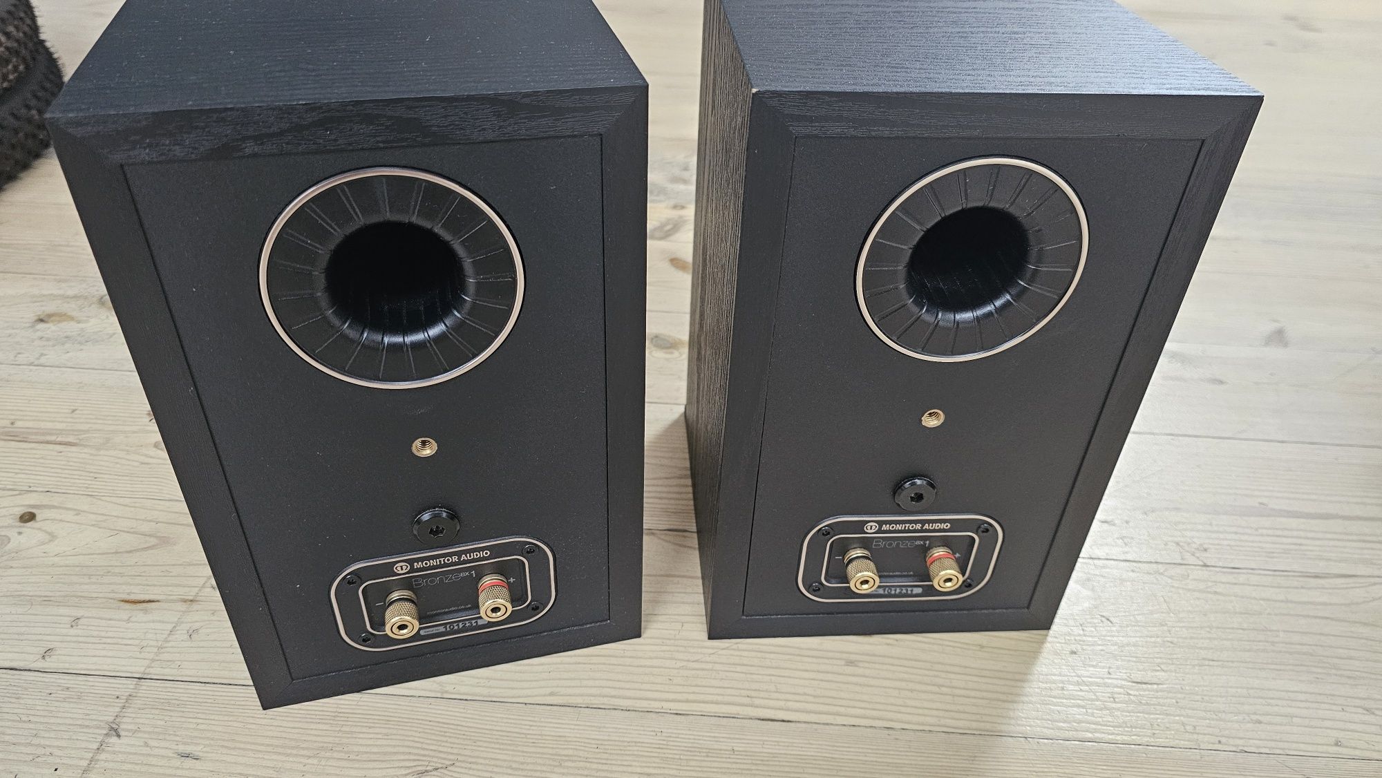 Kolumny Monitor Audio Bronze BX1 czarne 2szt