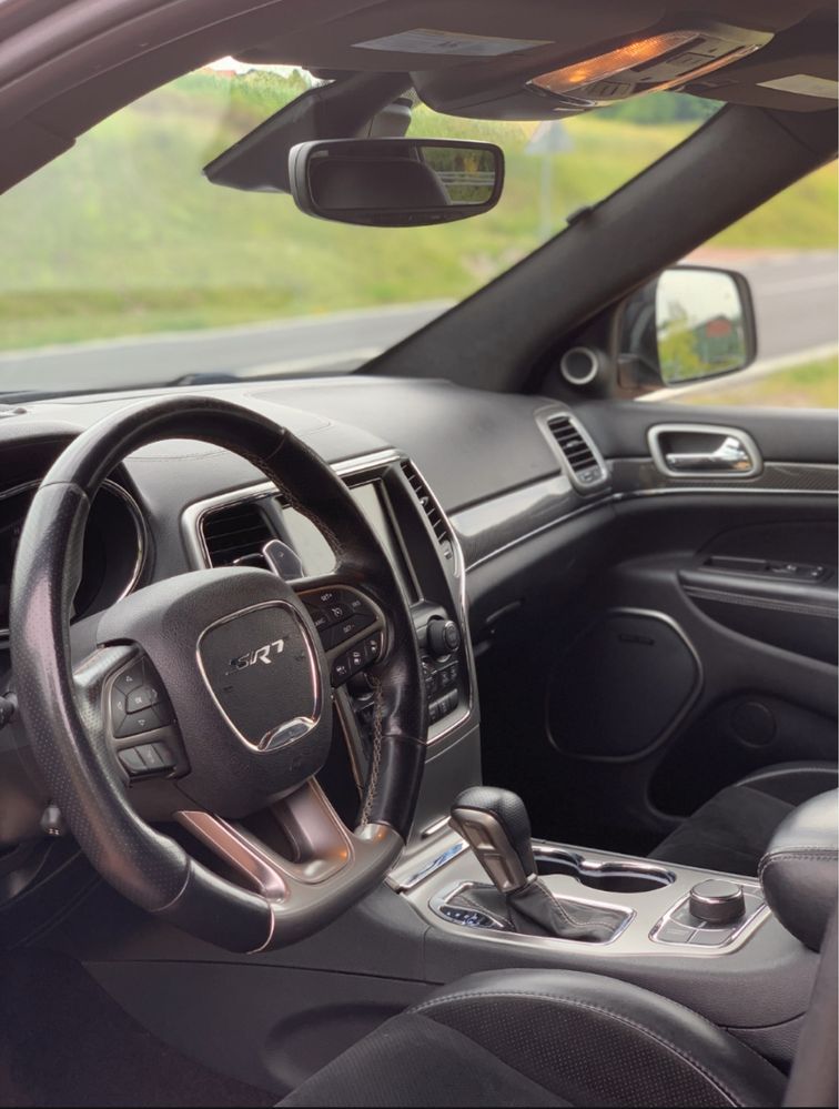 Jeep Grand Cherokee SRT 6.4 Hemi