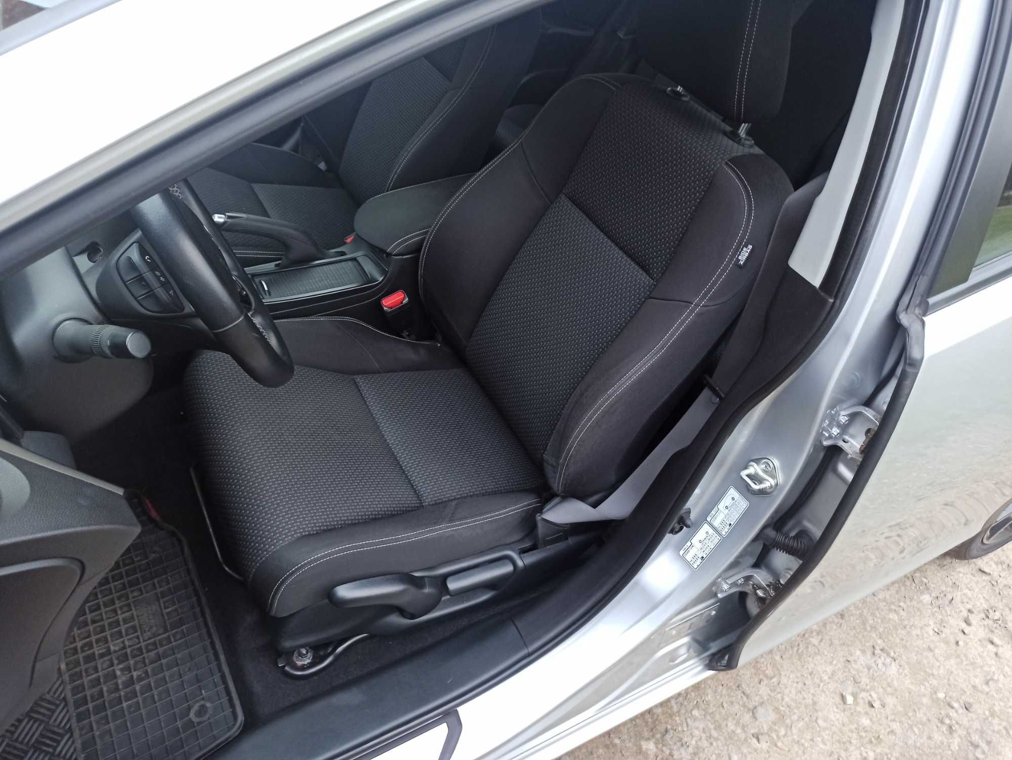 Honda Civic 1.8 I-VTEC TOURER  Stan IDEALNY
