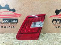 Mercedes E W212 09-13 до рестайл седан фонарь задний правый в крышку