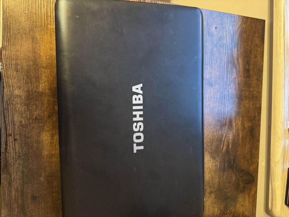 Taptop Toshiba Satelite