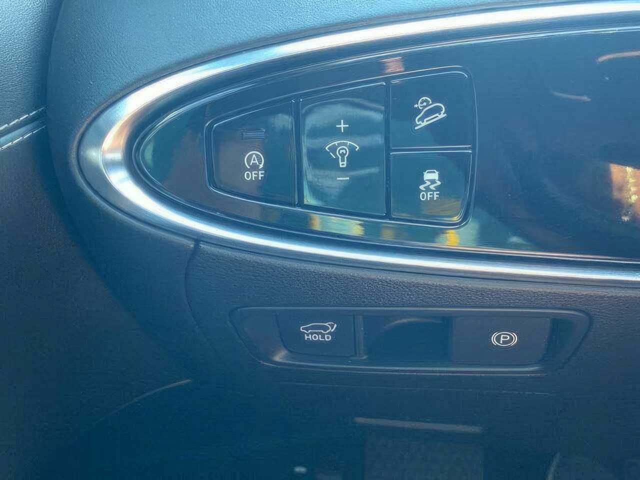 2022 Genesis GV70 2.5T Standard