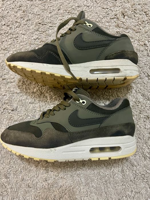 Кросівок Nike Air Max 1 кольору хакі