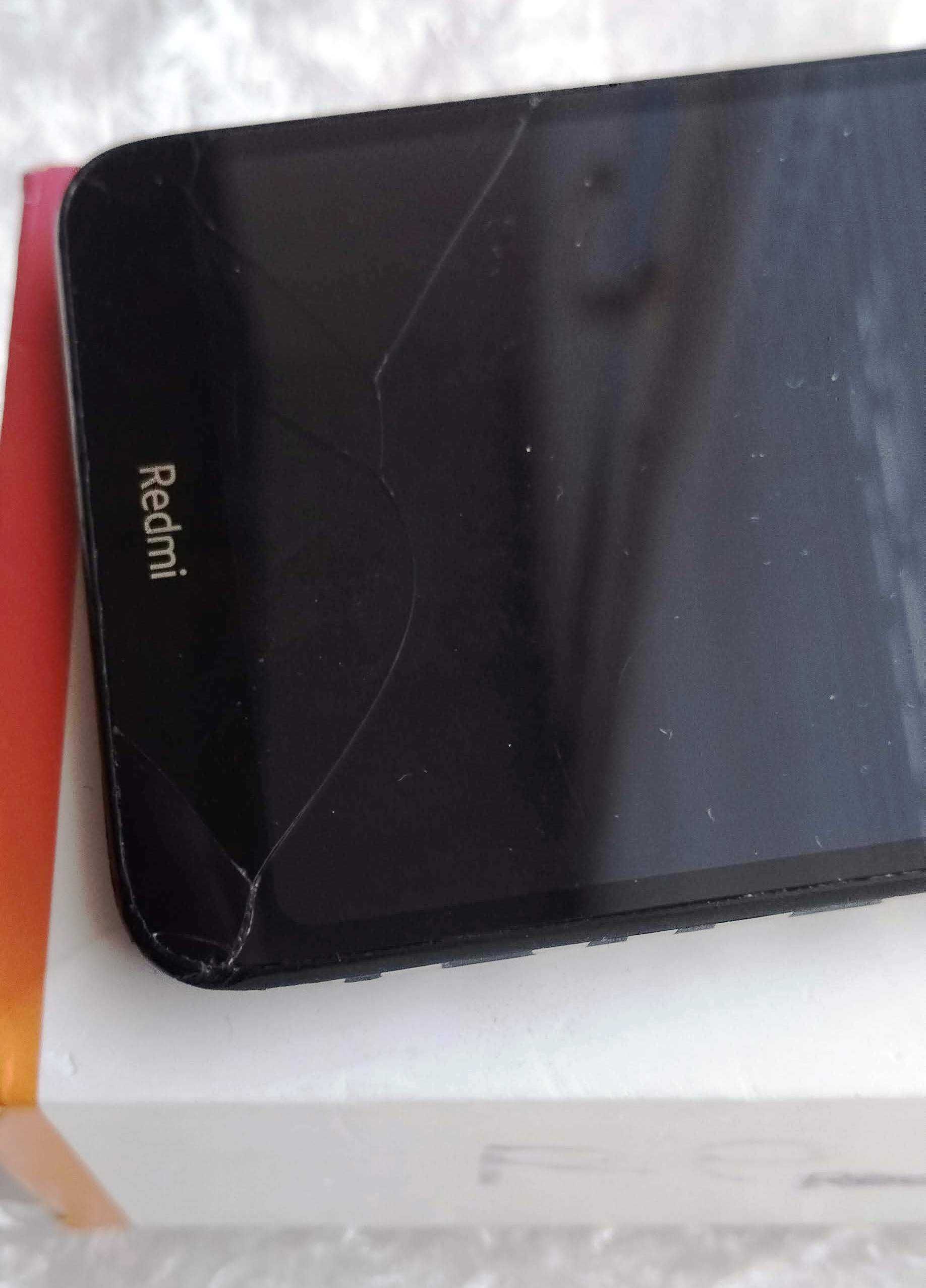 НЕРОБОЧИЙ! Смартфон Xiaomi Redmi 7A (на запчастини чи ремонт)