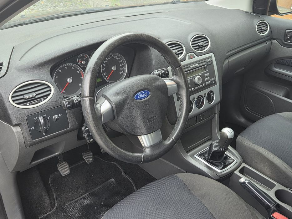 Ford Focus 1.4 Trend, 2006, Impecável