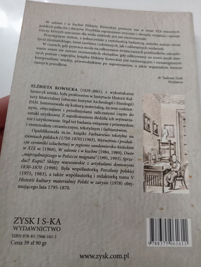 W salonie i w kuchni Elżbieta Kowecka