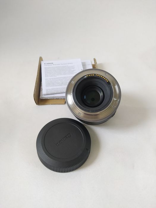 Об'єктив Canon RF 50mm f/1.8 STM,  Новий !