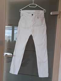 a12. Śnieżnobiałe jeansowe Spodnie Skinny marki Esmara rozmiar 36.