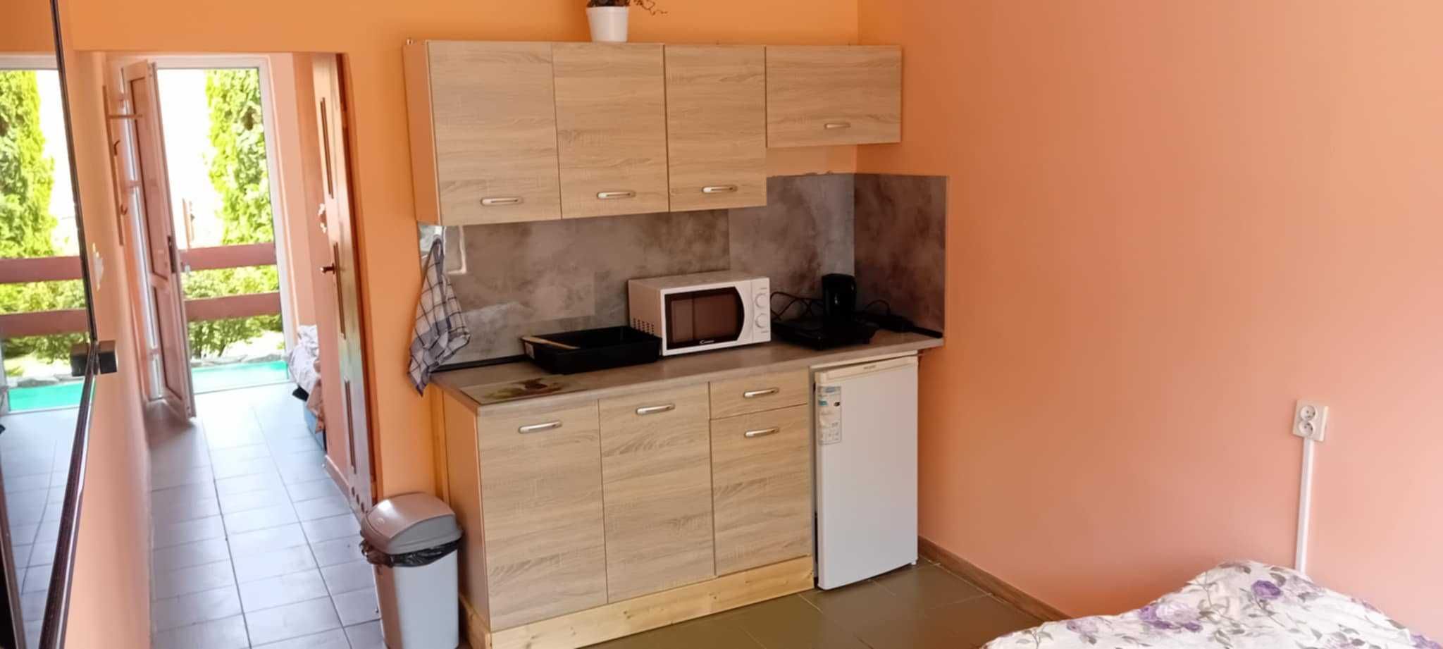 Pod Palmami ,domki i pokoje w centrum