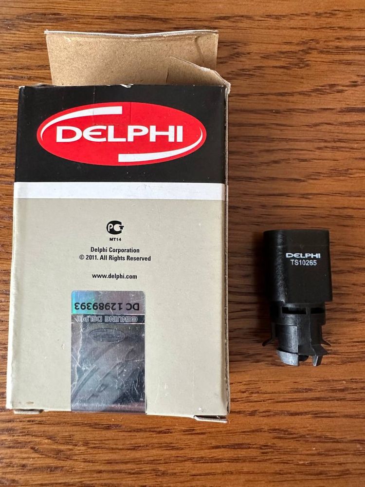 Датчик зовнішньої температури  новий delphi TS 10265