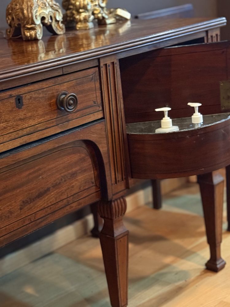 Side-board neoclassico , (aoarador )