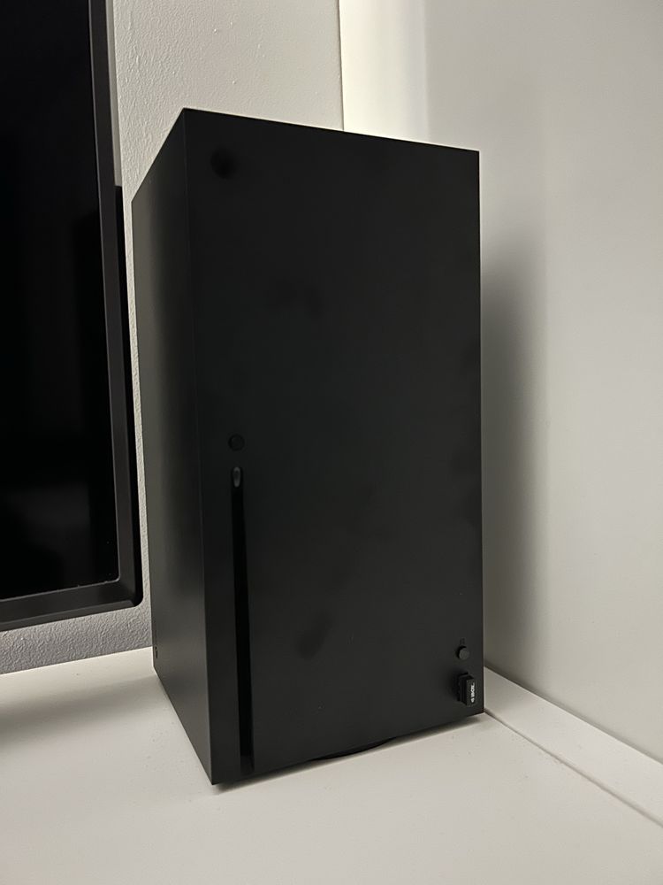 Xbox series x 2 pady game pass gwarancja 20mc