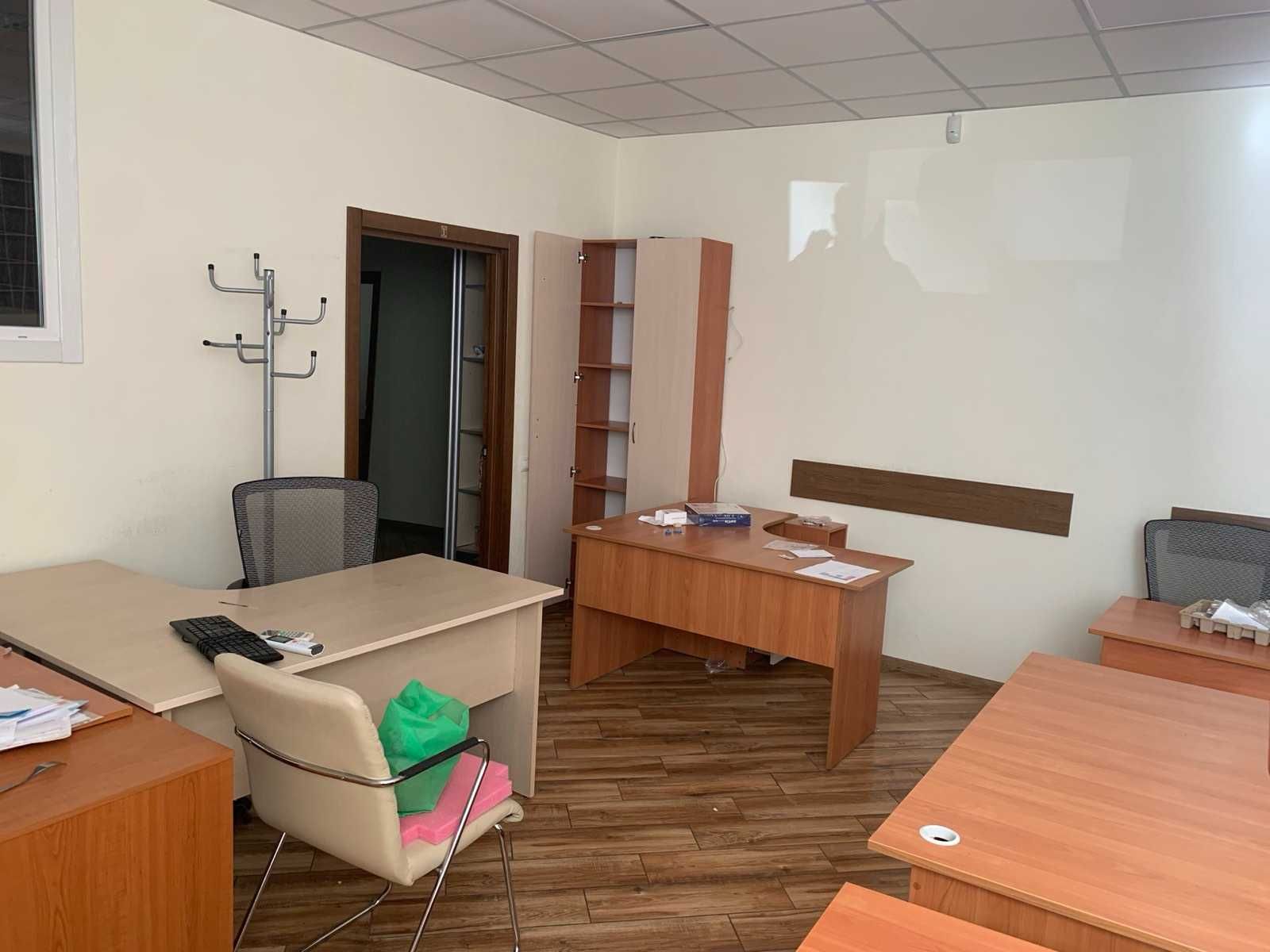 В оренду окреме офісне приміщення 133м2, 6 кімнат. Стельмаха, Вишенька