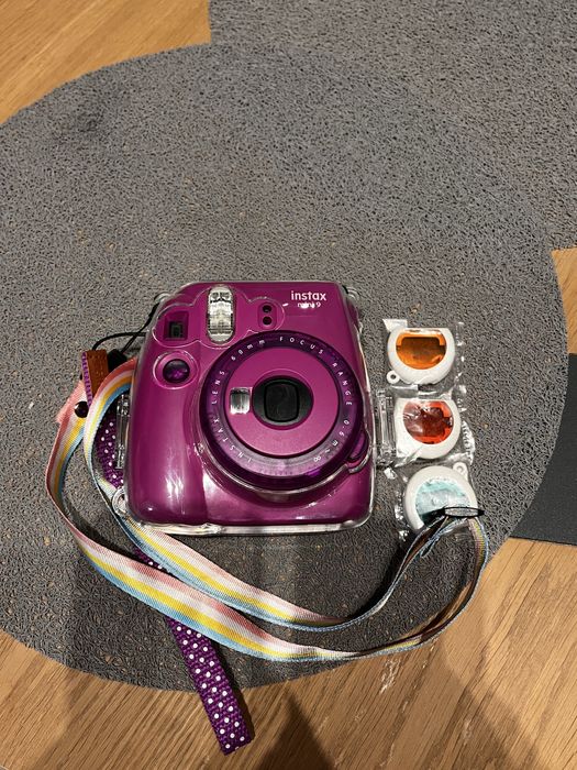 Fujifilm Instax Mini 9 + 20 wkladow + akcesoria (filtry, etui)
