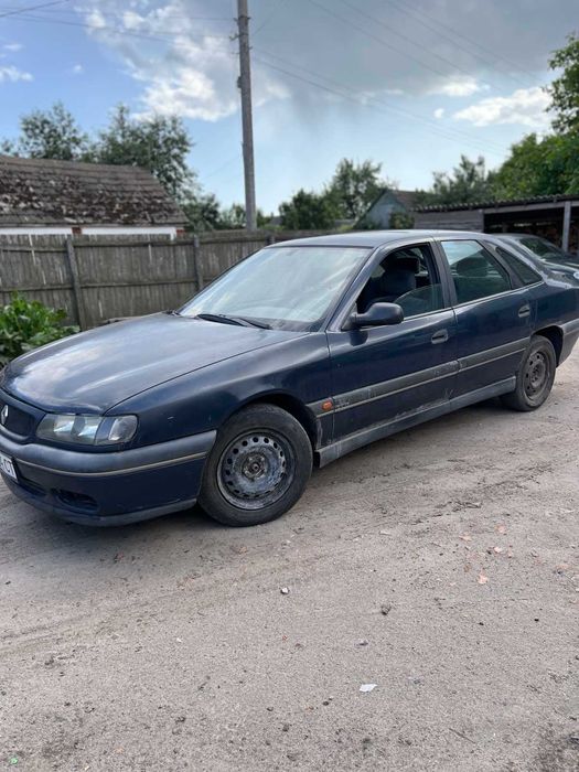 Авто Renault Safrane 2
