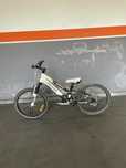 Bicicleta merdia de criança