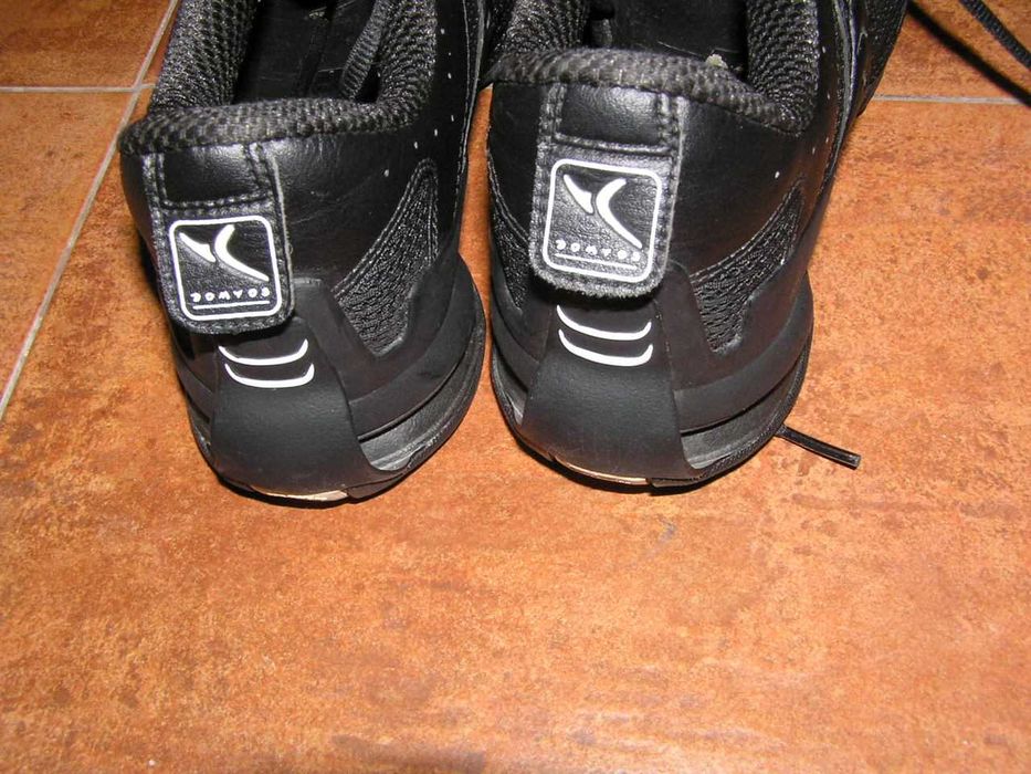 Кроссовки женские кожа Decathlon