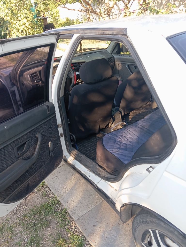 Продам авто Пежо 405