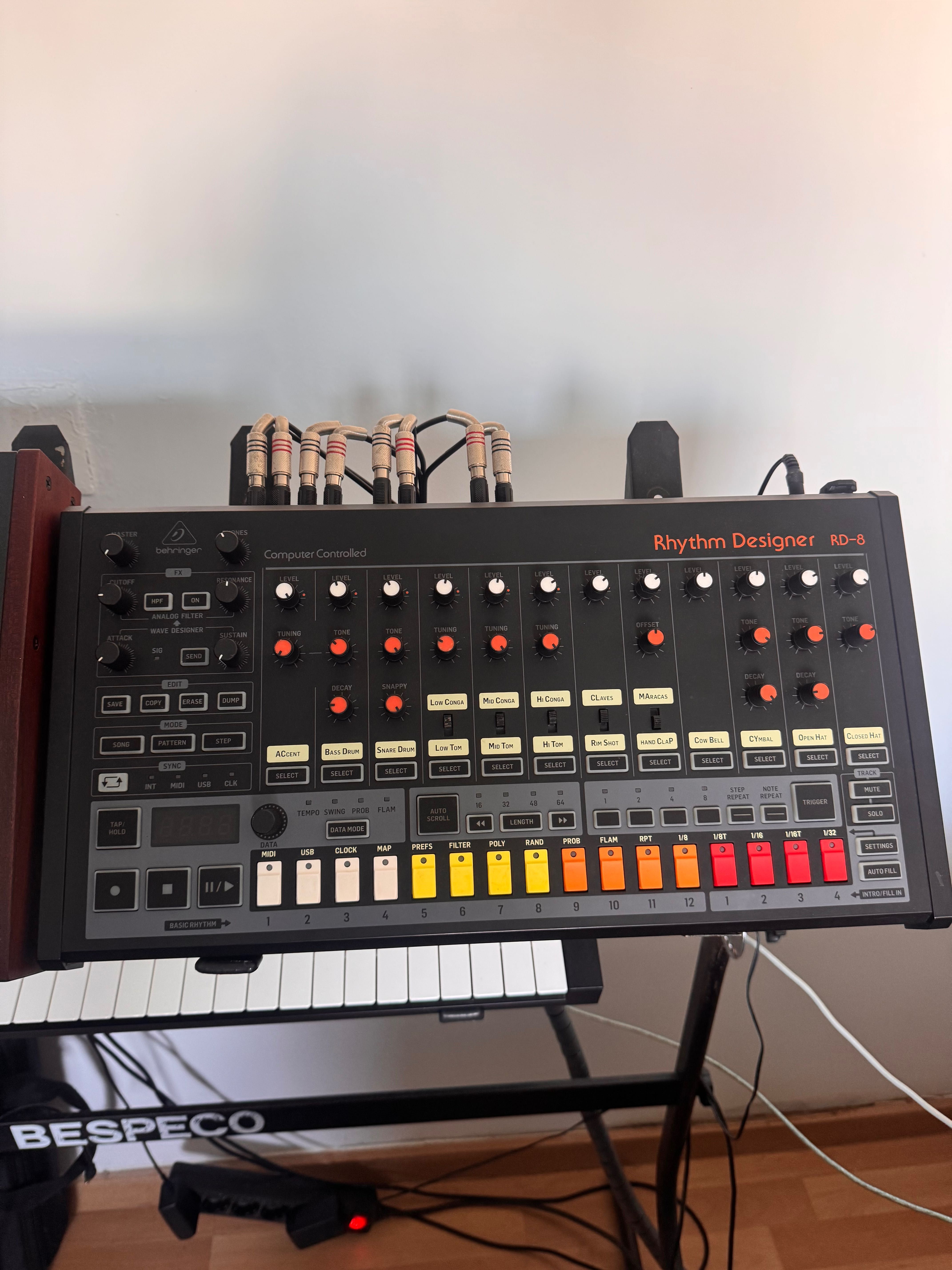 Behringer RD-8 Rhythm Designer